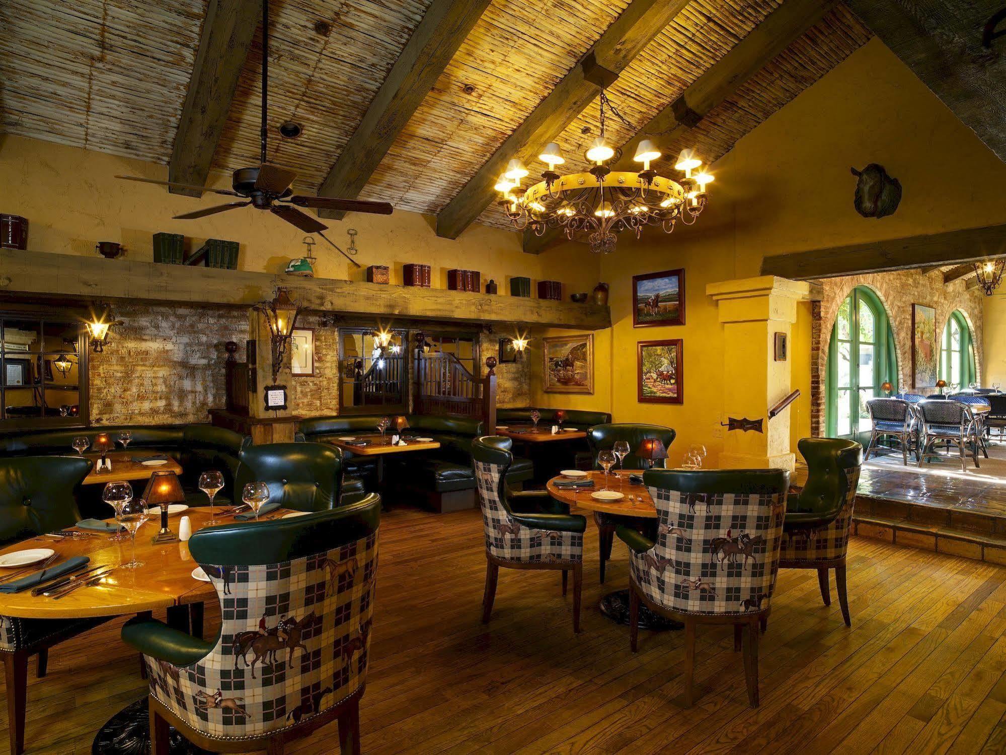 Harris Ranch Inn And Restaurant Huron Esterno foto